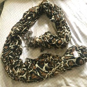 SOLD 🔸 Leopard Print Pashmina Silk Scarf